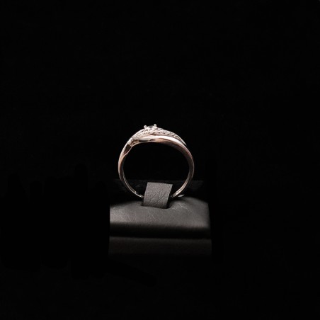 λευκοχρυσο δαχτυλιδι με πετρες ζιργκον