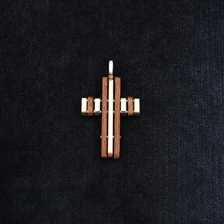 σταυρος σε ατσαλι επιχρυσωμενος