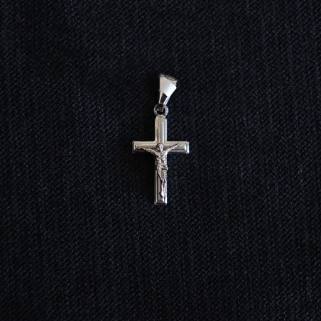 σταυρος ασημι με τον Ιησου Χριστο