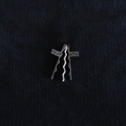 split cross in black silver 2