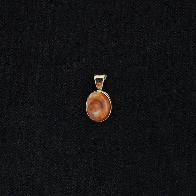 hanging eye of the sea