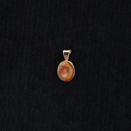 hanging eye of the sea