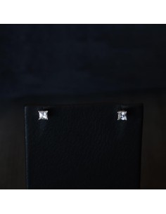 ΣΚΟΥΛΑΡΙΚΙΑ ΑΣΗΜΕΝΙΑ ΜΕ ΠΕΤΡΑ ΖΙΡΓΚΟΝ