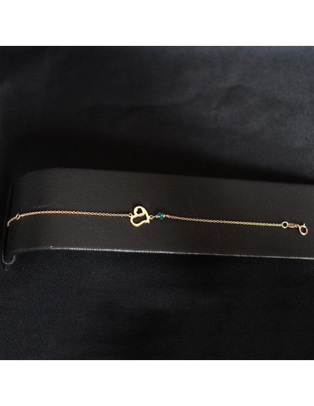 GOLD BRACELET WITH HEART