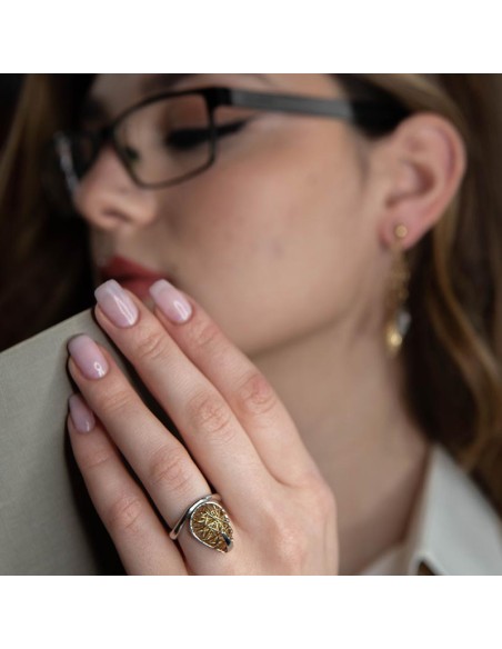 Λευκοχρυσο δαχτυλιδι με οβαλ χρυσο σχεδιο