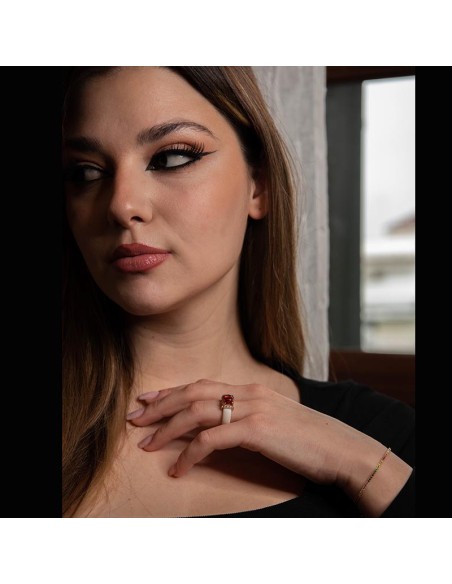 RING WITH CUBIC ZIRCONIA