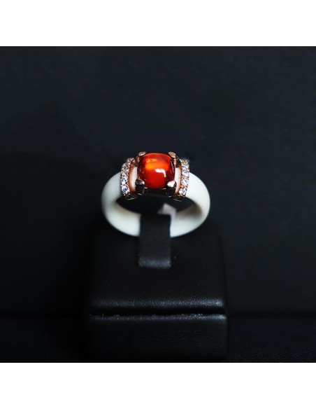 RING WITH CUBIC ZIRCONIA