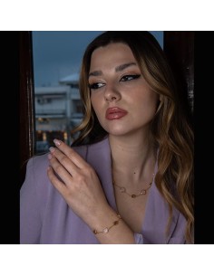 GOLD NECKLACE AND BRACELET