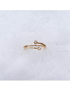 gold ring with cubic zirconia stones