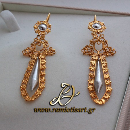 Greek traditional jewellery : traditional earrings of Lefkada "spathes"