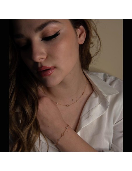 GOLD NECKLACE WITH PEARLS