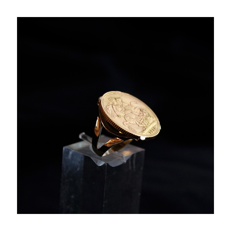 Sovereign ring gold