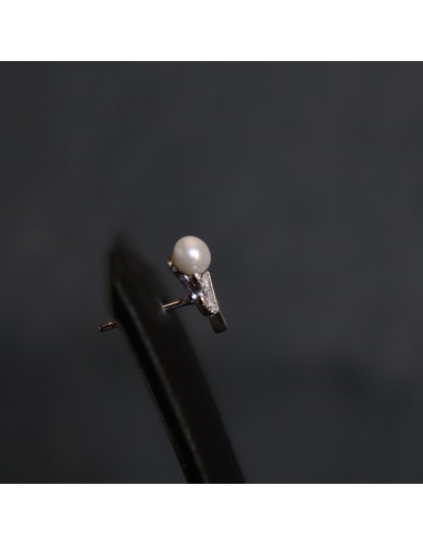 EARRINGS WITH ZIRCON AND PEARL