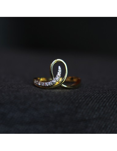 GOLD RING WITH ZIRCONIA