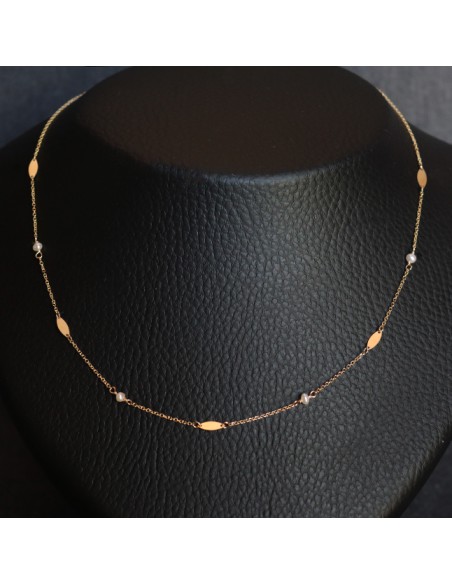 NECKLACE WITH PEARLS