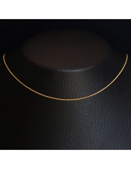 WOMEN'S GOLD CHAIN