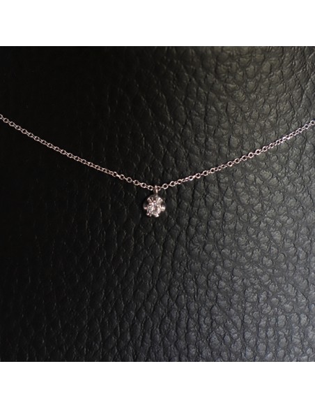 NECK PENDANT WITH DIAMOND