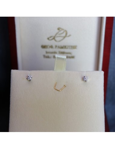 ΣΚΟΥΛΑΡΙΚΙΑ ΛΕΥΚΟΧΡΥΣΑ ΜΕ ΔΙΑΜΑΝΤΙ