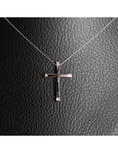 CROSS WITH DIAMOND
