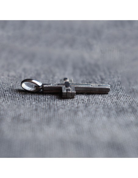 MEN'S SILVER CROSS