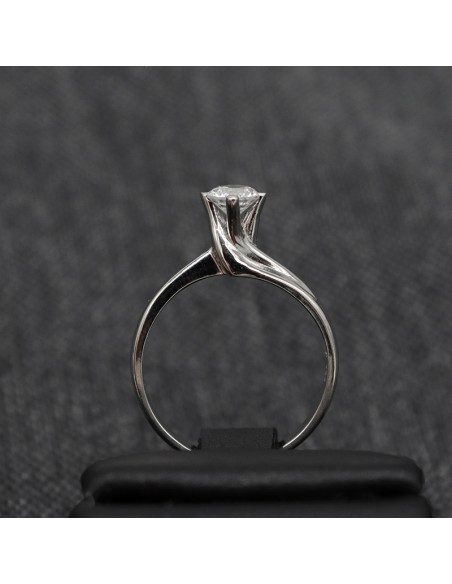 ΜΟΝΟΠΕΤΡΟ ΛΕΥΚΟ ΜΕ ΖΙΡΓΚΟΝ