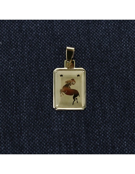 ΚΡΕΜΑΣΤΟ ΧΡΥΣΟ ΖΩΔΙΟ ΤΑΥΡΟΣ