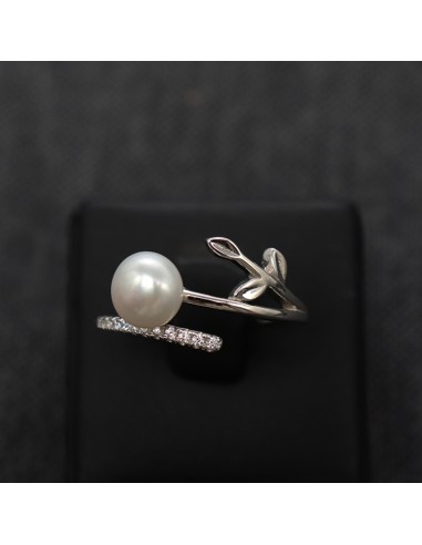 RING WITH PEARL AND ZIRCON