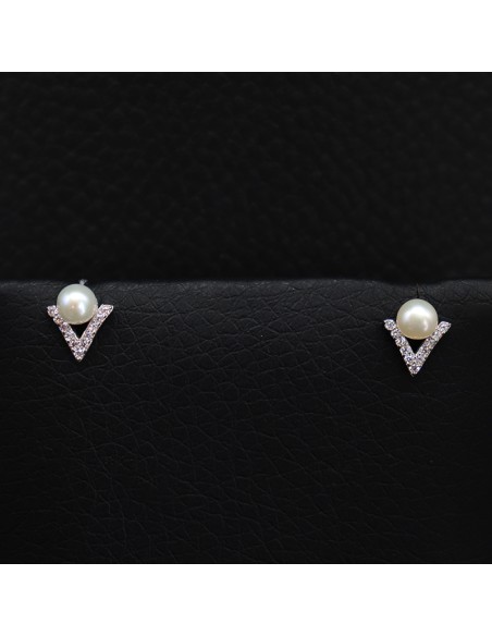 EARRINGS WITH ZIRCON AND PEARL