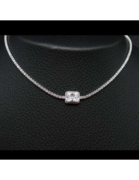 NECKLACE WITH ZIRCONIA