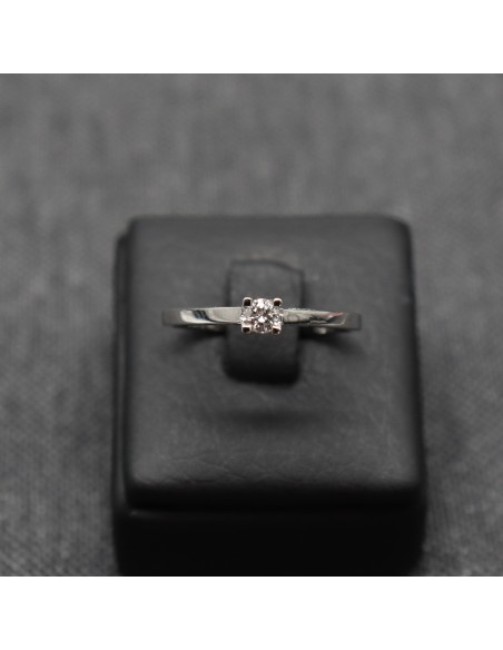 BRILLIANT STONE RING