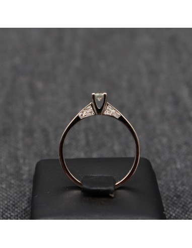 BRILLIANT STONE RING
