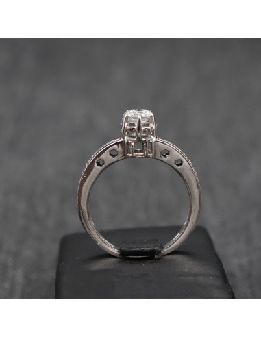 RING WITH ZIRCONIA