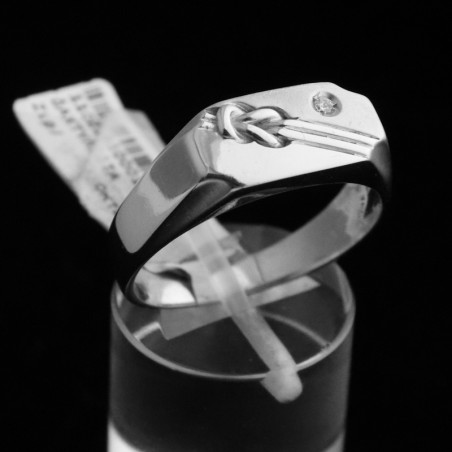 men's ring white gold with cubic zirconia and engraved Hercules node