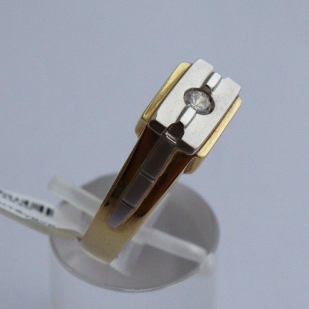 men's ring in yellow gold with cubic zirconia
