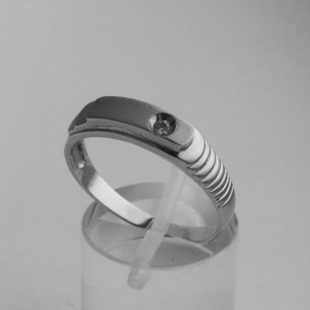 Men's white gold ring with cubic zirconia