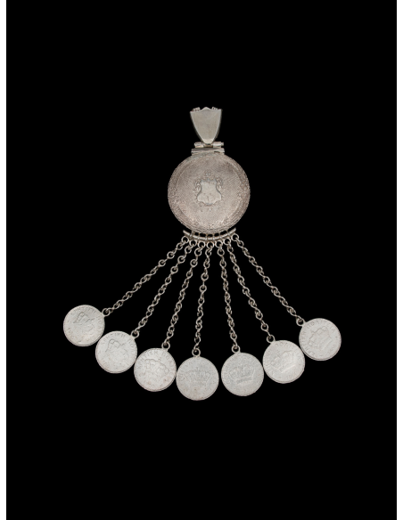 traditional jewelry of Crete : men's pectoral chain code: Α1