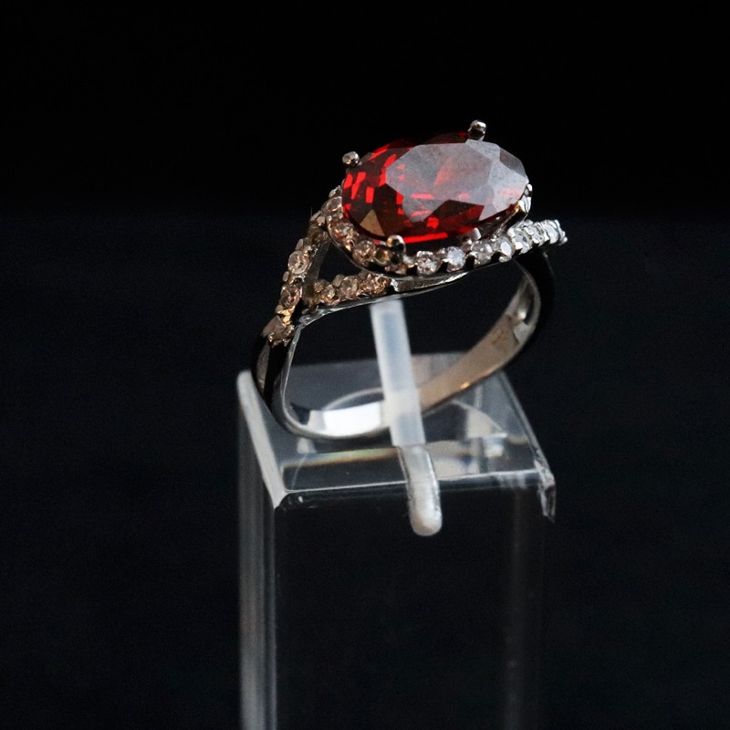 jewelry set with semi-precious stone hematite