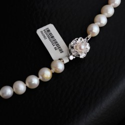 Natural off-white pearl necklace with pearl clasp 2