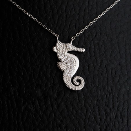 κολιε ασημι ιπποκαμπος με πετρες ζιργκον