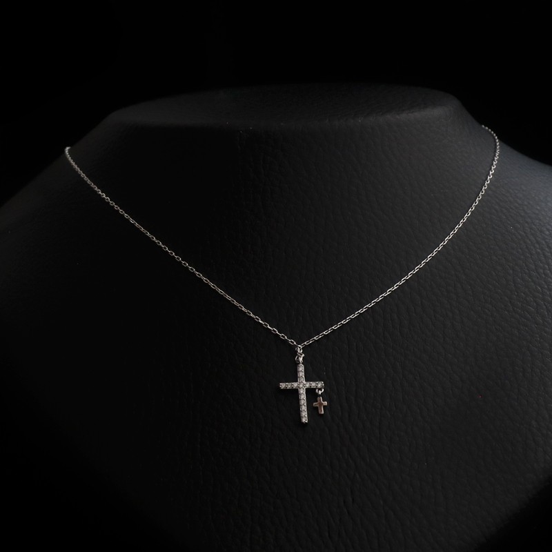 necklace with silver hanging cross